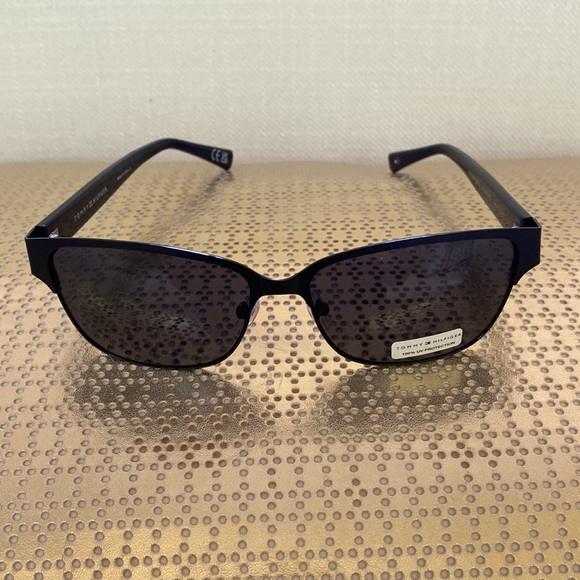 Tommy Hilfiger Other - Tommy Hilfiger Men’s sunglasses
